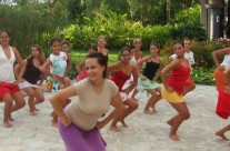 Use of Body in Tahitian Dance Practice